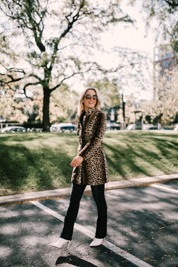 woman Wearing a leopard print coat for NYC