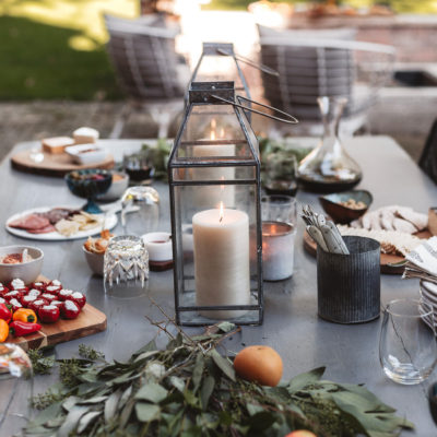 Fall Entertaining Made Easy: An Outdoor Evening With Friends