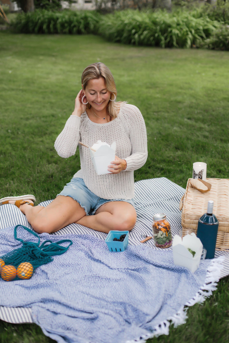 What Do You Need for A Picnic Never Without Navy